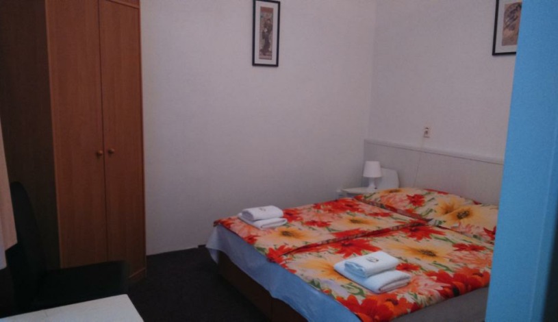 Penzion Centrum Kutná Hora - Pokoj s manželskou postelí